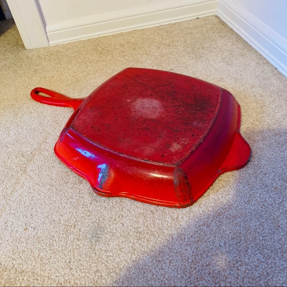 Le Creuset grill pan 10-1/4” Red - Picture 6 of 8
